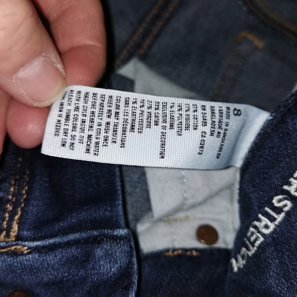 American eagle Jean shorts - Picture 2 of 5